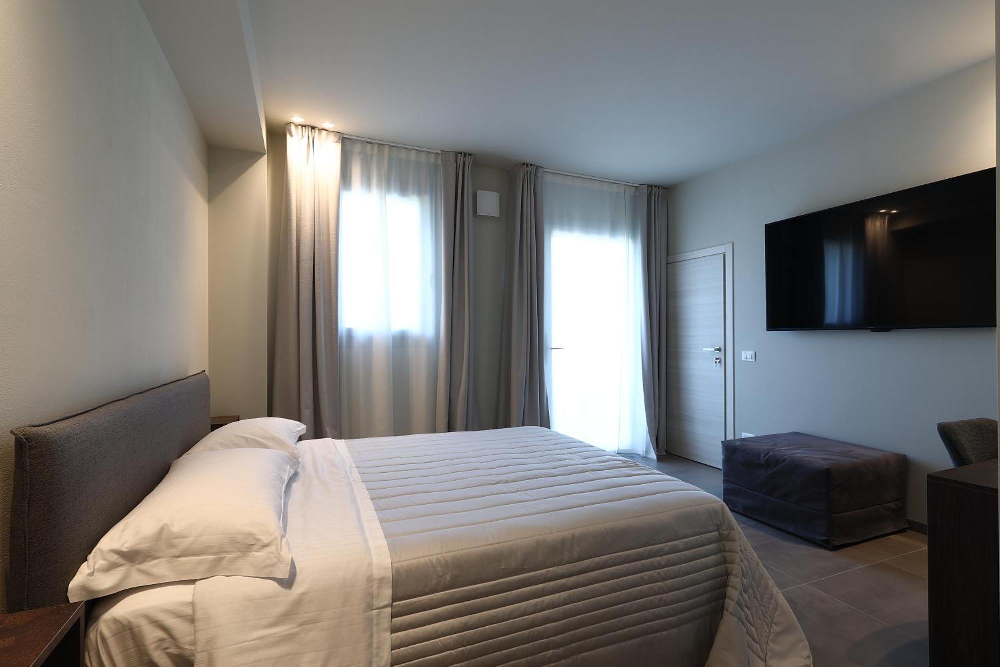 Casa Tua Hotel ฟอร์มิจิเน ภายนอก รูปภาพ