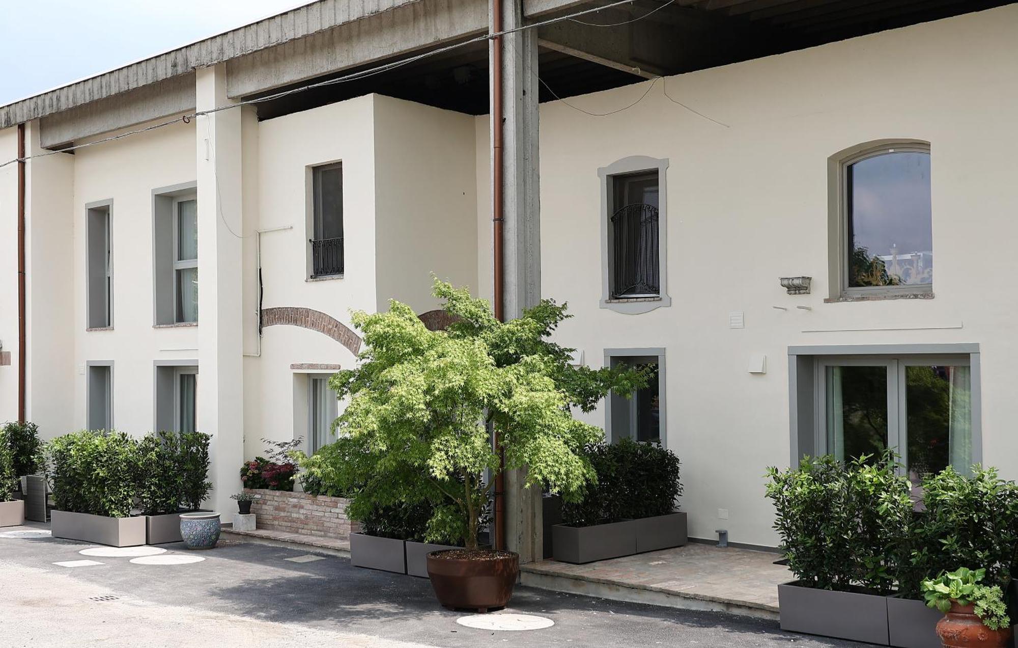 Casa Tua Hotel ฟอร์มิจิเน ภายนอก รูปภาพ